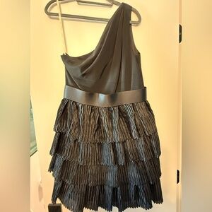 Elegant Black One-Shoulder Dress